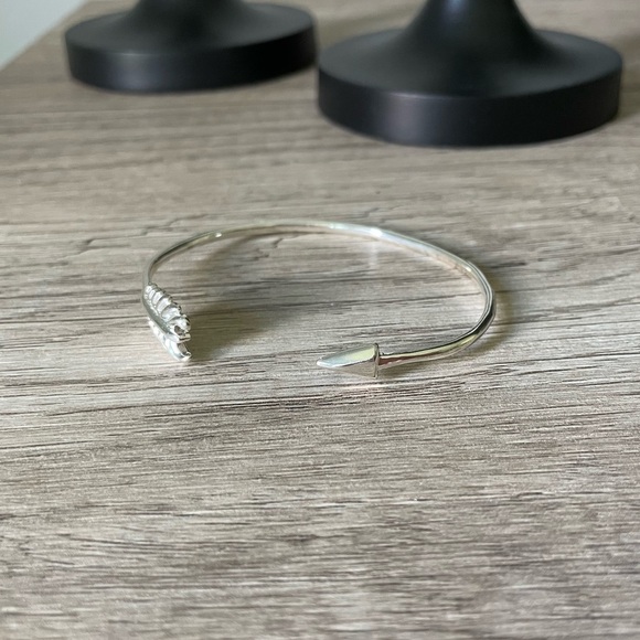 Stella & Dot Gilded Arrow Bracelet - Picture 4 of 7